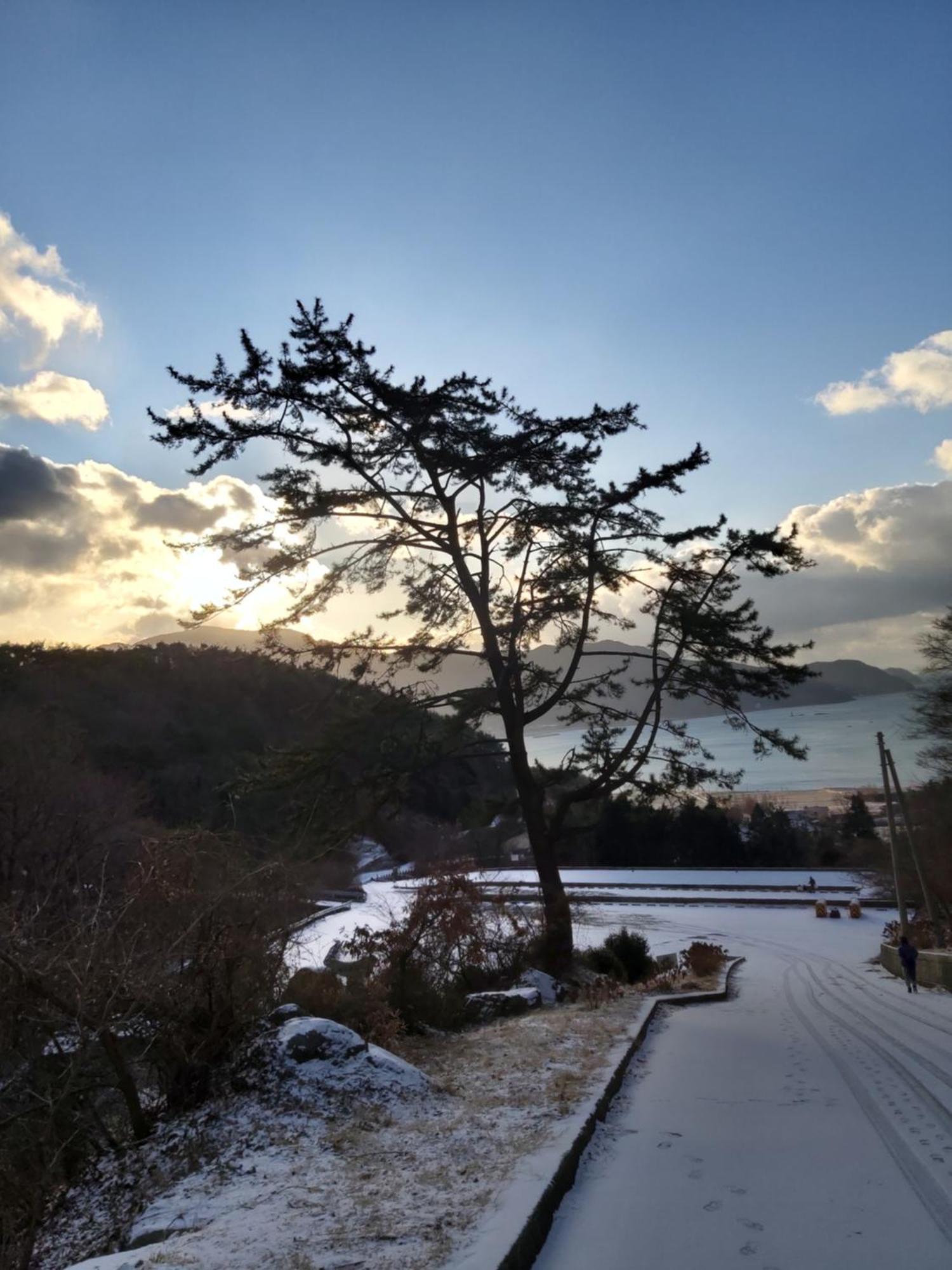 White House Hotel Namhae Exterior photo